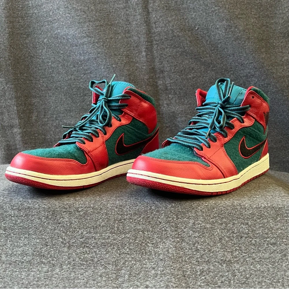 Air Jordan 1 Mid Gym Red Dark Sea Basketball Shoes
